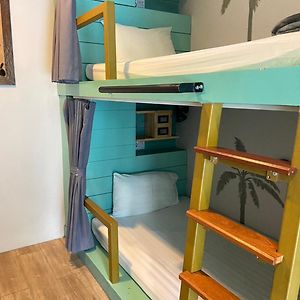 Schlafsaal Zimmer